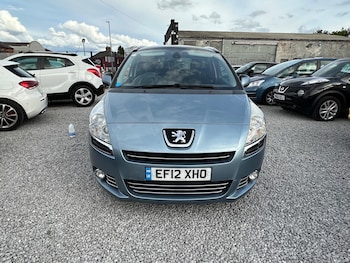 Used Peugeot 5008 2012 for sale - 75949863: Photo