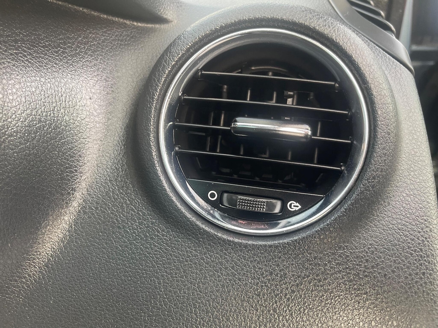 Used Peugeot 5008 2012 for sale - 75949863: Photo 35