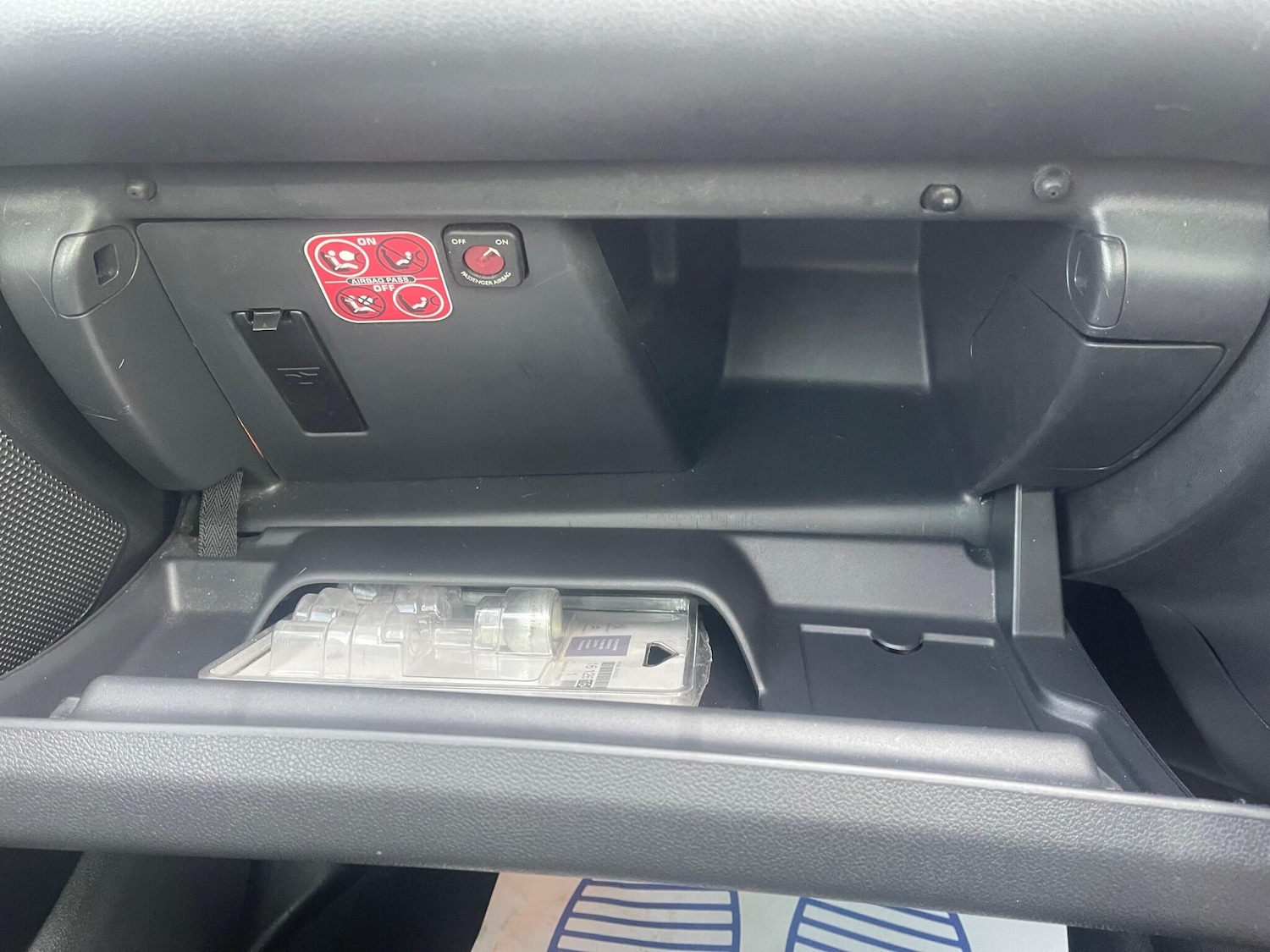 Used Peugeot 5008 2012 for sale - 75949863: Photo 40