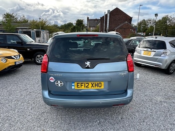 Used Peugeot 5008 2012 for sale - 75949863: Photo