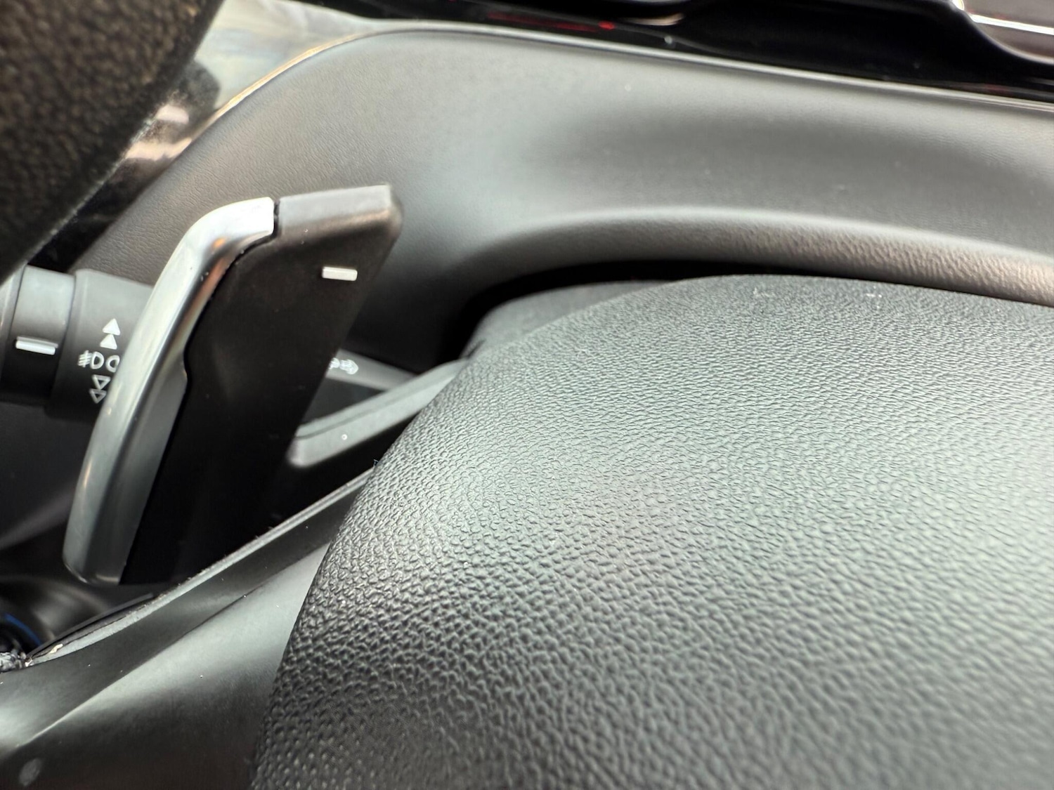 Used Peugeot 208 2015 for sale - 76522465: Photo 17