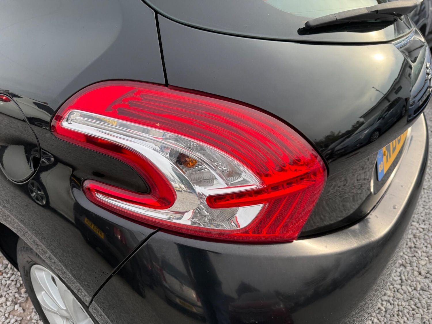 Used Peugeot 208 2015 for sale - 76522465: Photo 44