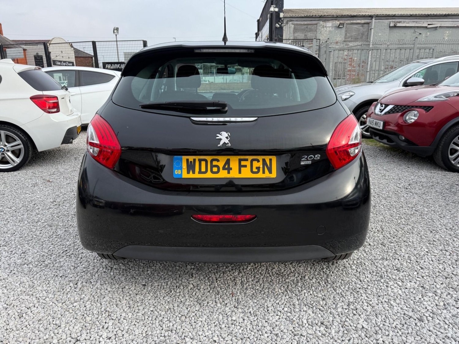 Used Peugeot 208 2015 for sale - 76522465: Photo 7