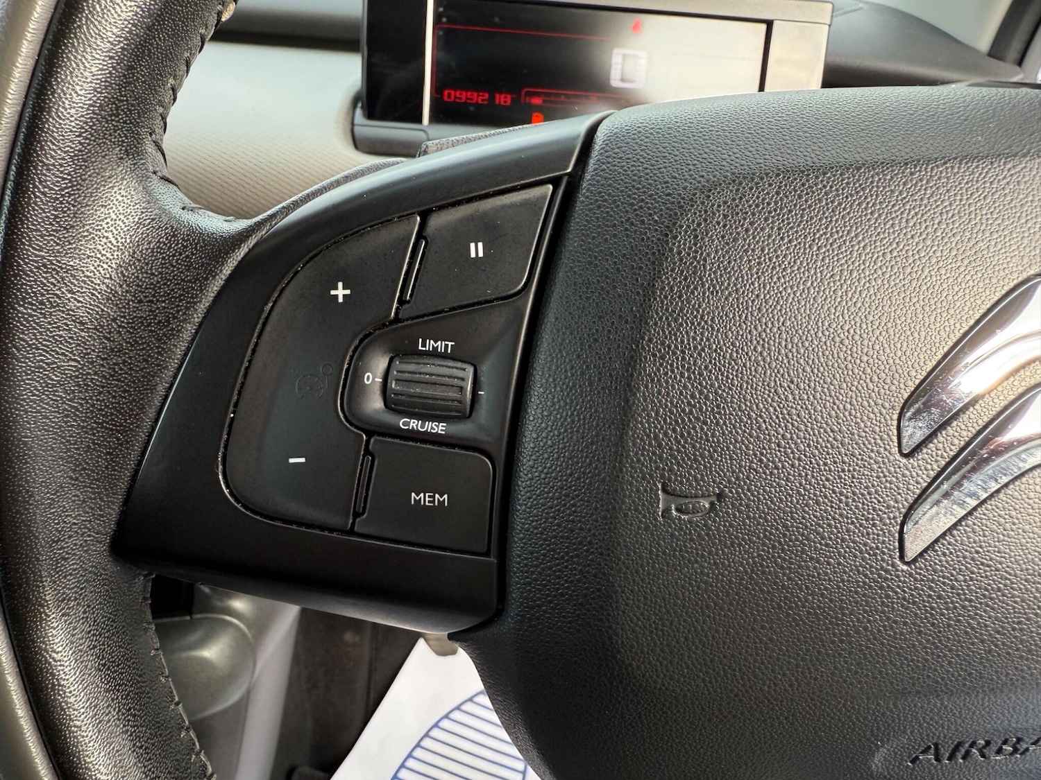 Used Citroen C4 Cactus 2015 for sale - 75940849: Photo 23