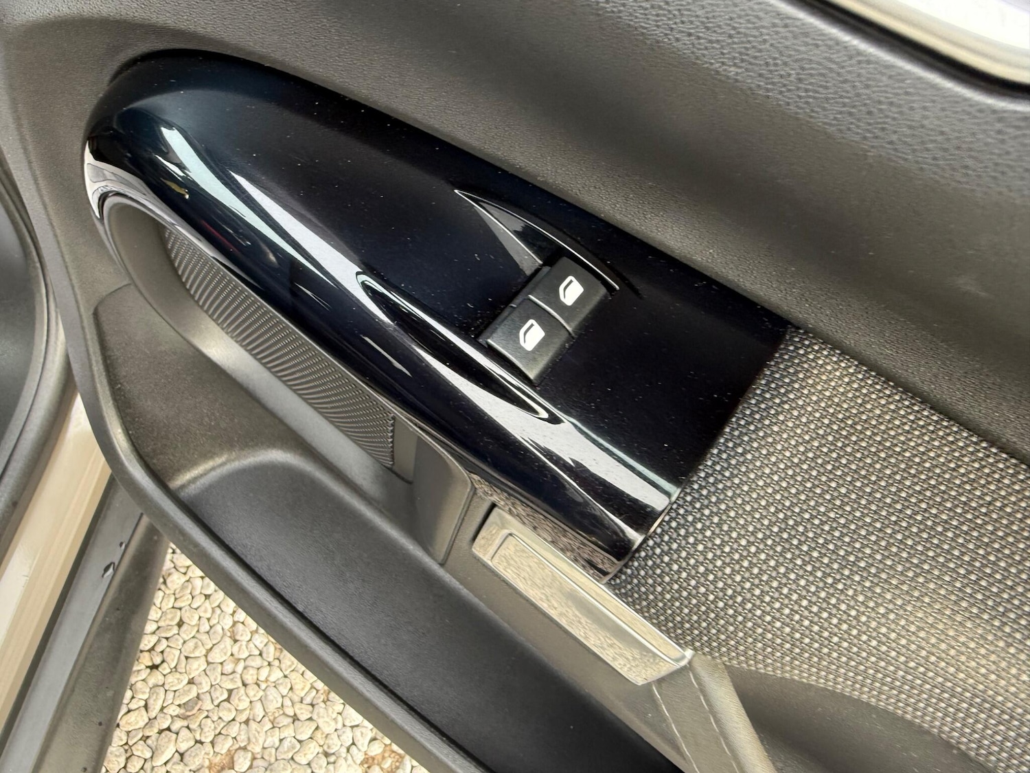 Used Citroen C4 Cactus 2015 for sale - 75940849: Photo 28