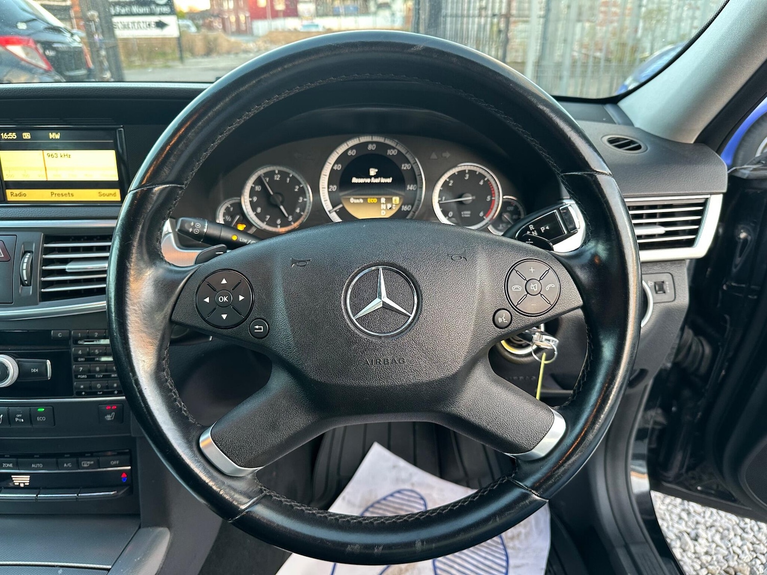 Used Mercedes-Benz E Class 2012 for sale - 76990621: Photo 18