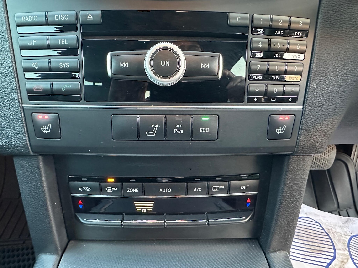 Used Mercedes-Benz E Class 2012 for sale - 76990621: Photo 24