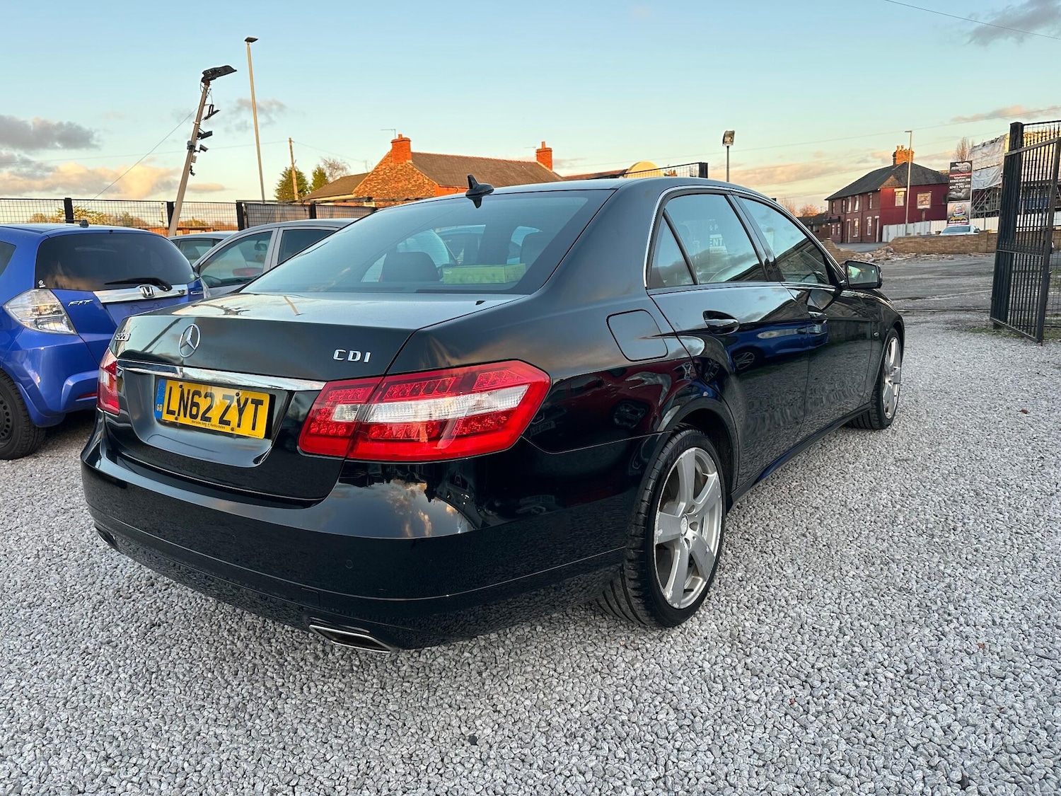 Used Mercedes-Benz E Class 2012 for sale - 76990621: Photo 8