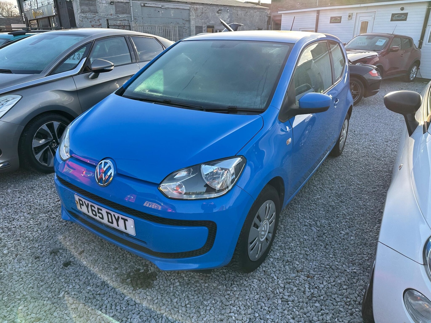 Used Volkswagen up! 2015 for sale - 77049731: Photo 2