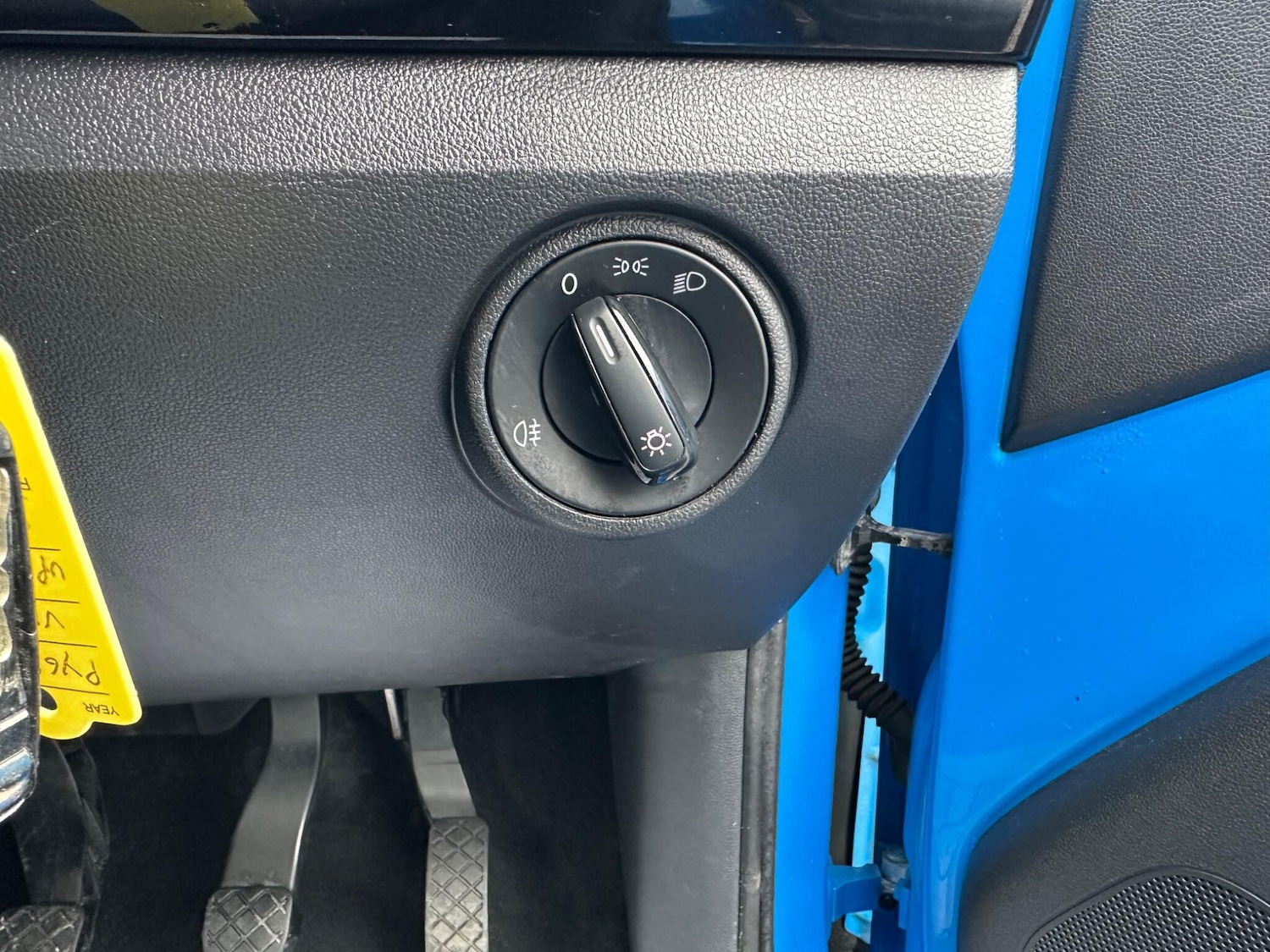 Used Volkswagen up! 2015 for sale - 77049731: Photo 21