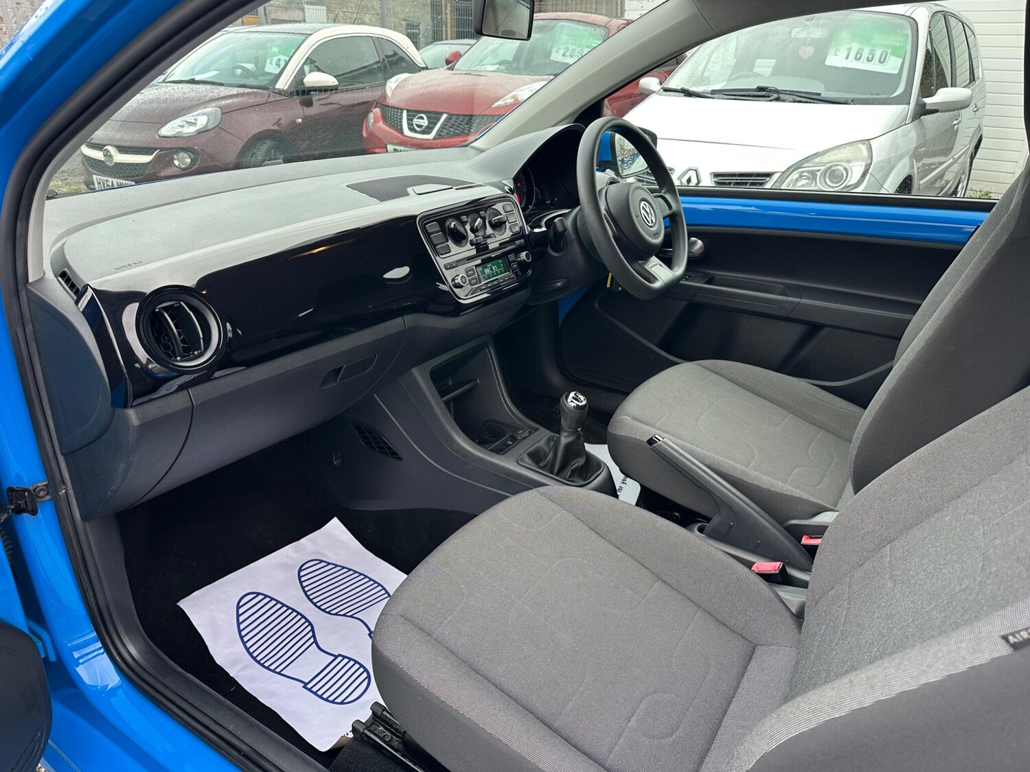 Used Volkswagen up! 2015 for sale - 77049731: Photo 29