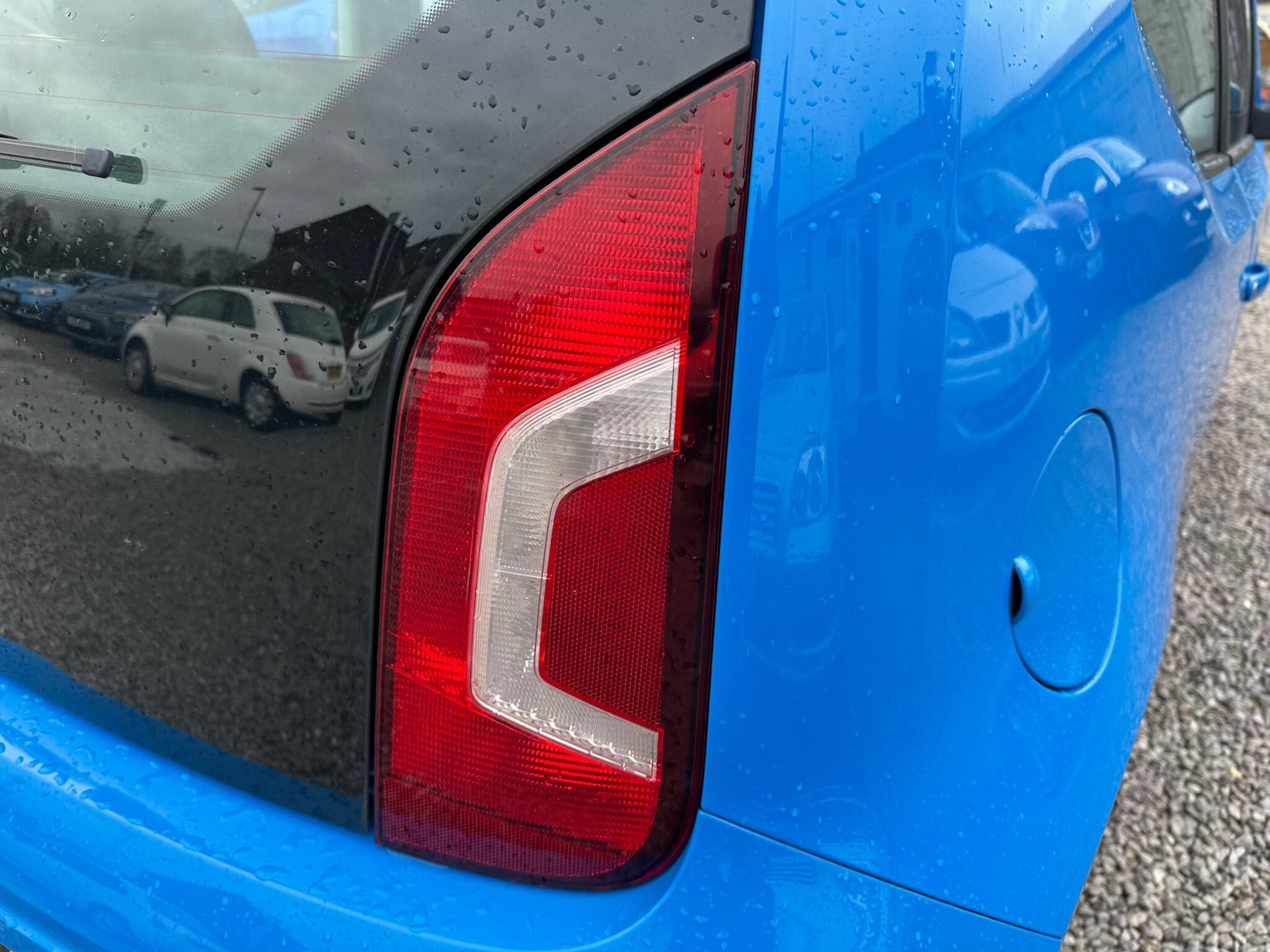 Used Volkswagen up! 2015 for sale - 77049731: Photo 38