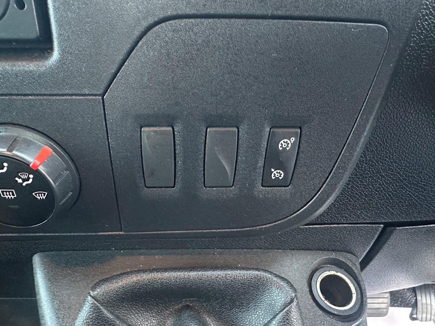 Used Nissan NV400 2015 for sale - 77704816: Photo 14