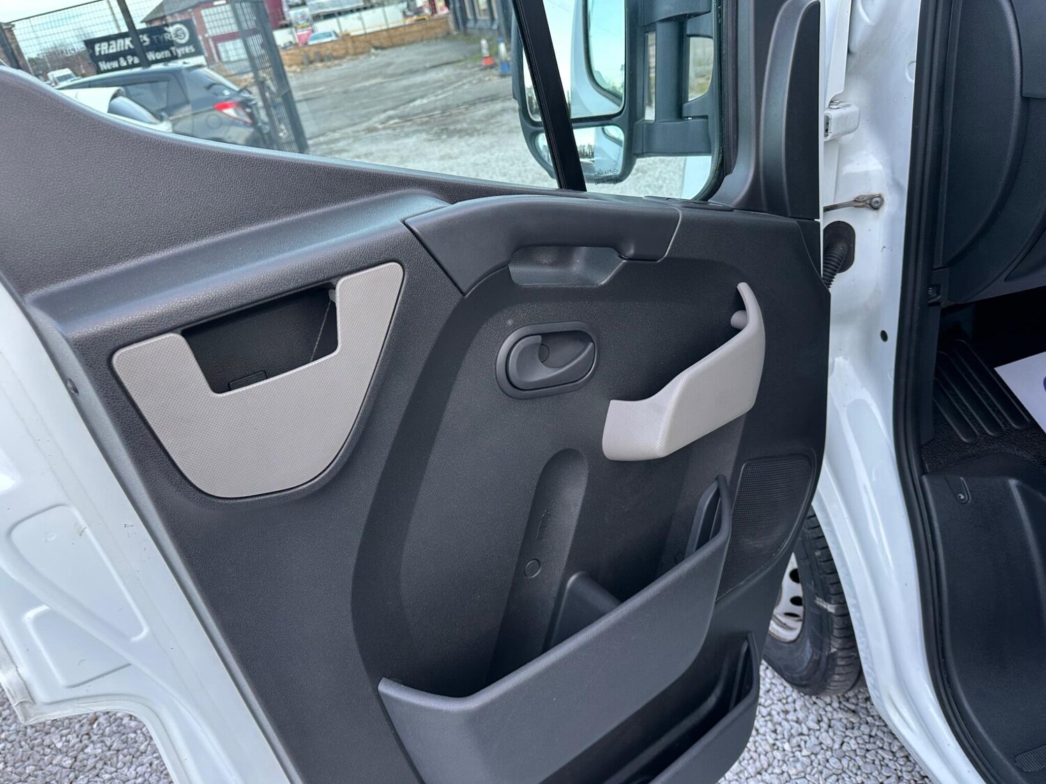 Used Nissan NV400 2015 for sale - 77704816: Photo 25