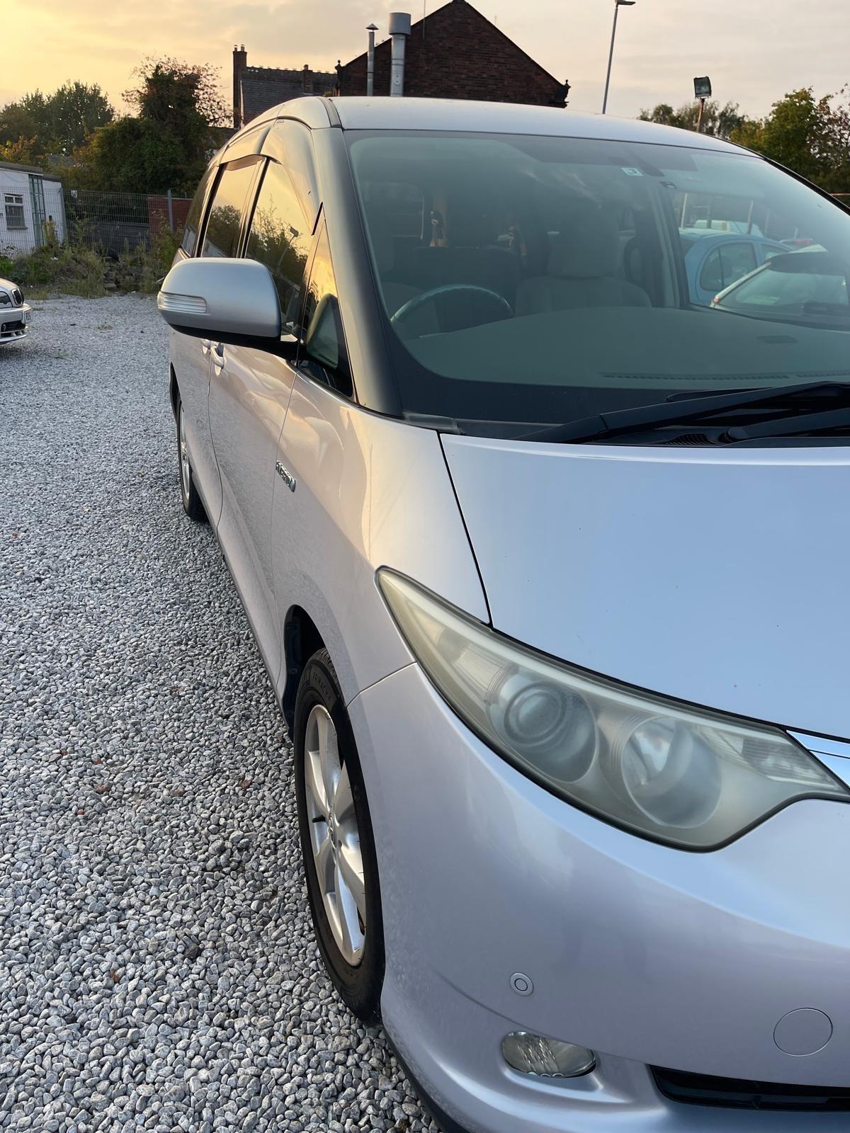 Used Toyota Estima 2019 for sale - 76314862: Photo 2