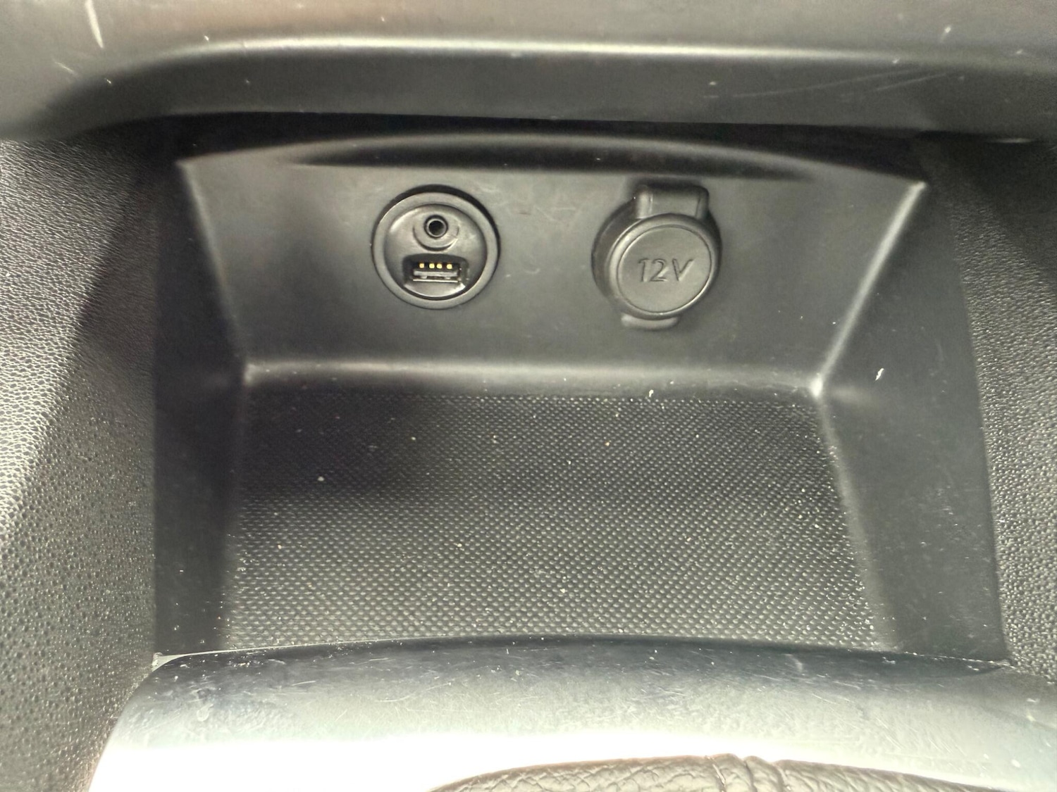 Used Citroen C4 2016 for sale - 76306773: Photo 39