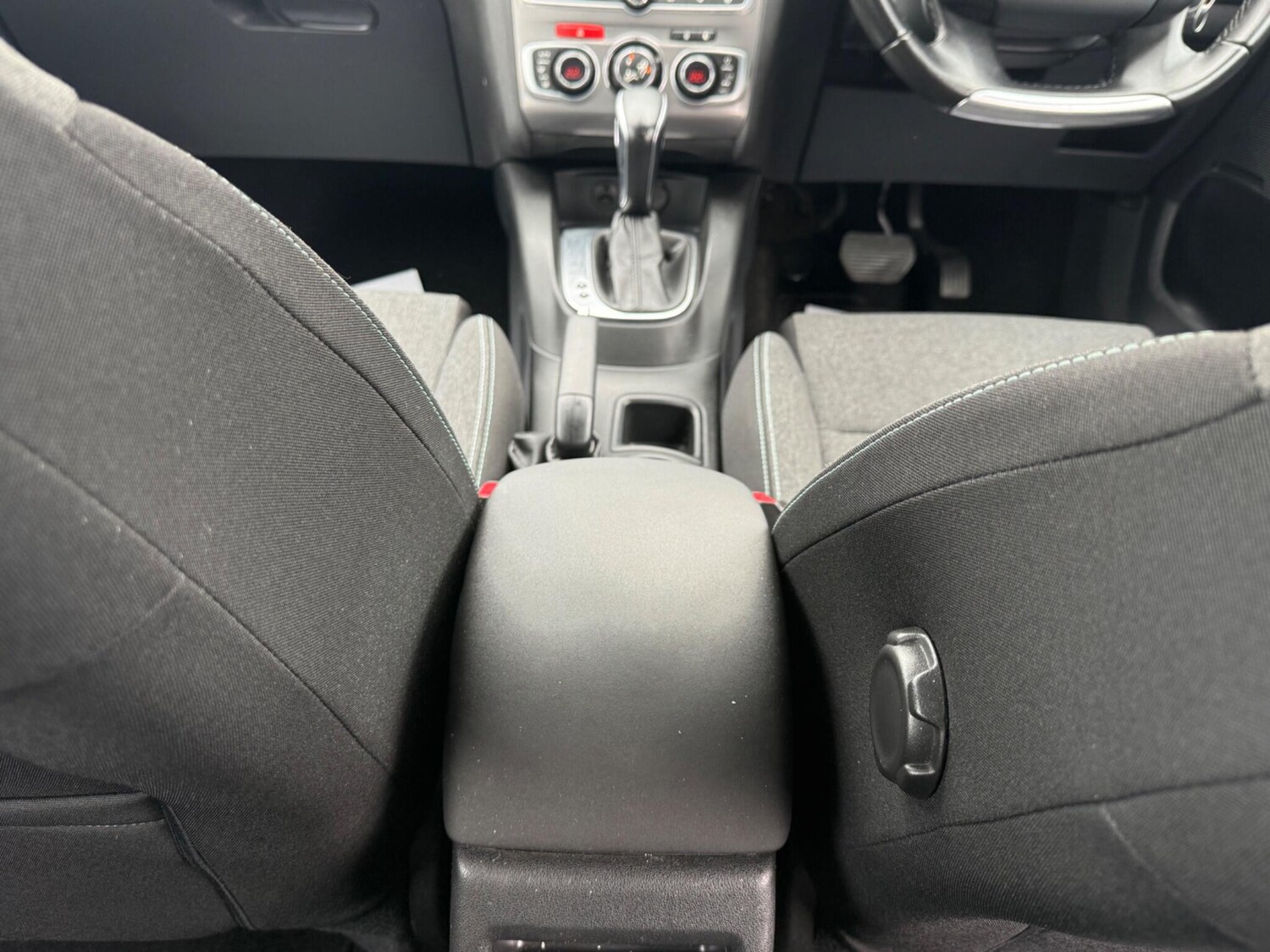 Used Citroen C4 2016 for sale - 76306773: Photo 42