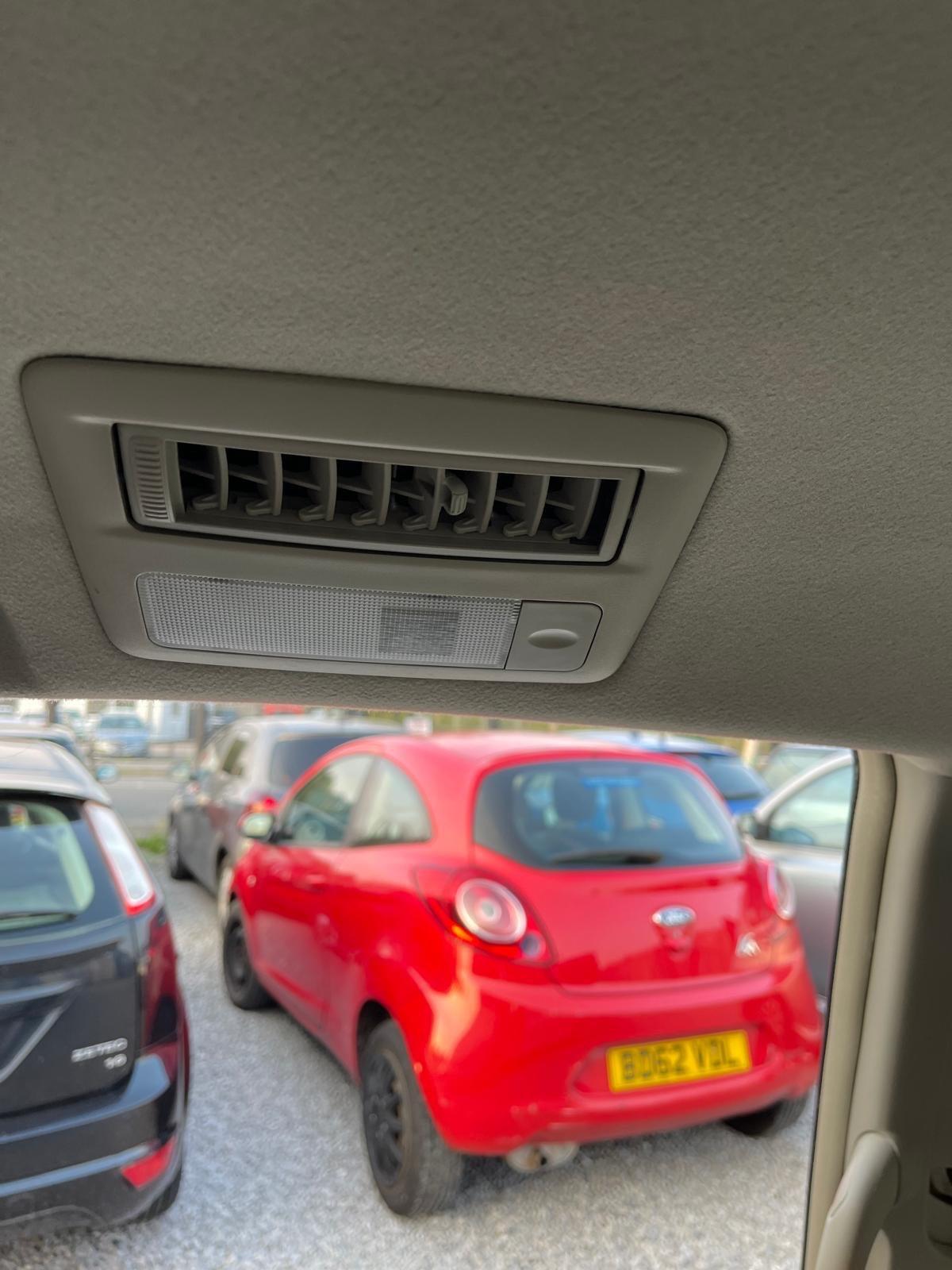 Used Toyota Estima 2019 for sale - 76993962: Photo 34