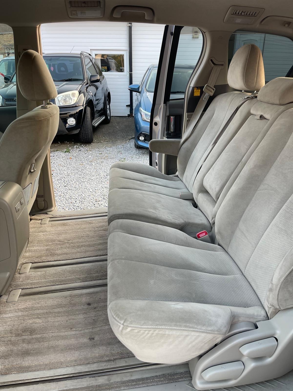 Used Toyota Estima 2019 for sale - 76993962: Photo 9