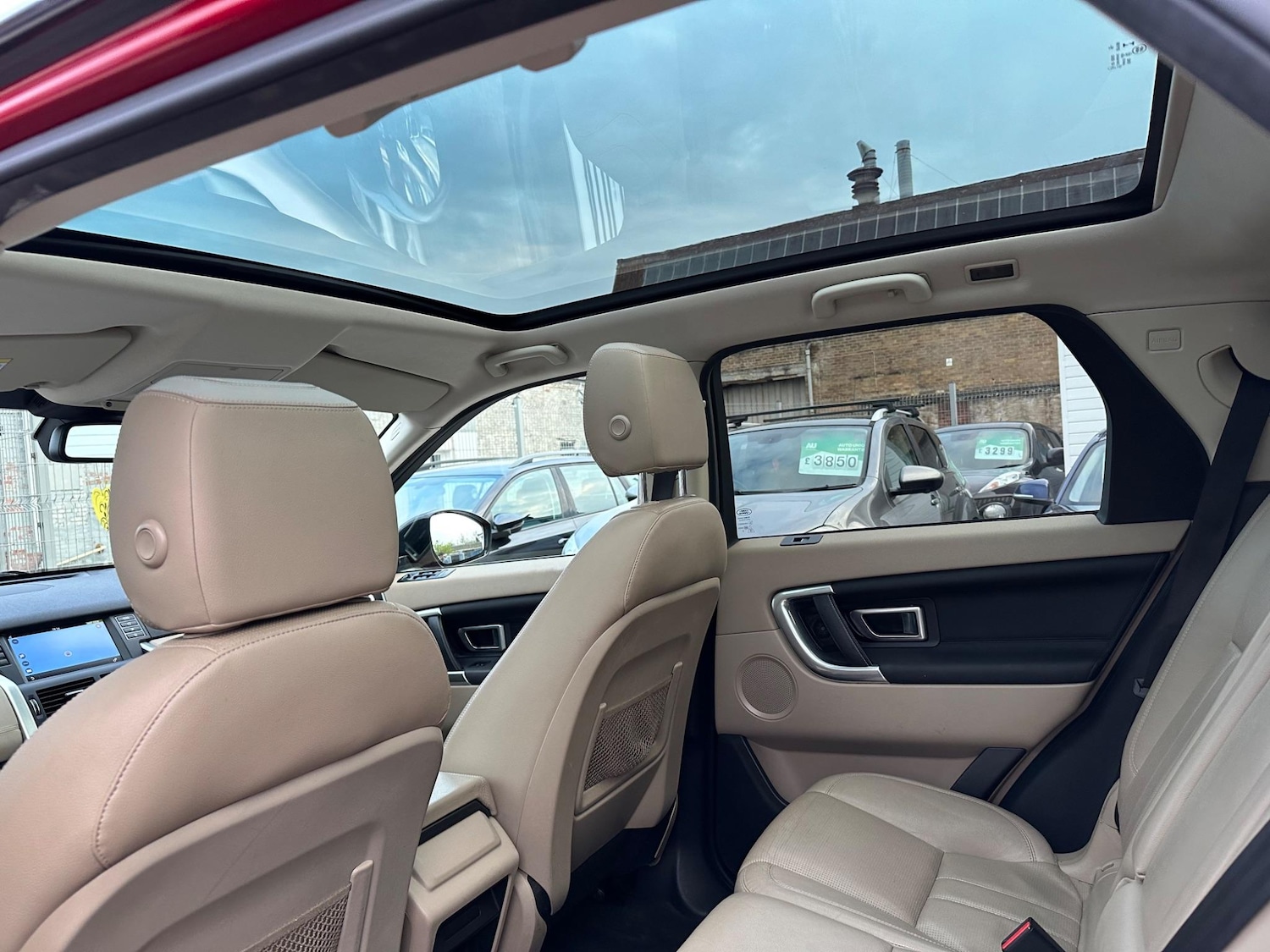 Used Land Rover Discovery Sport for sale - 78115946: Photo 32