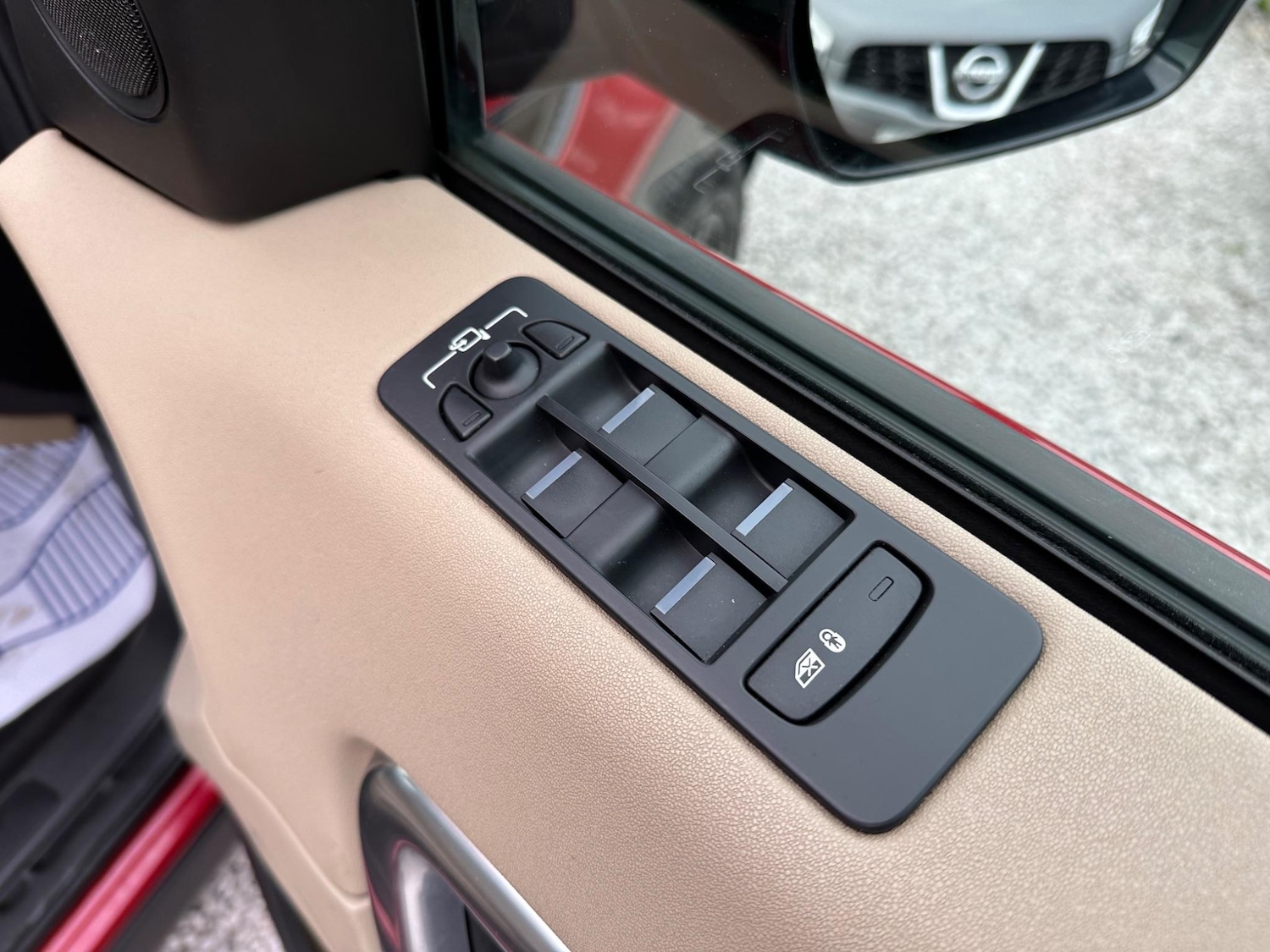 Used Land Rover Discovery Sport for sale - 78115946: Photo 48