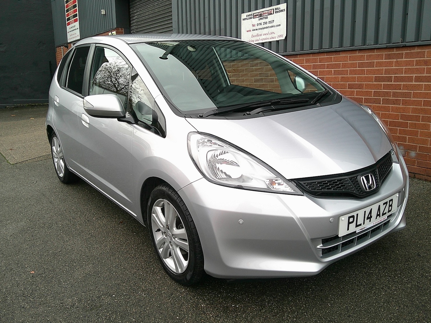 Used Honda Jazz 2014 for sale - 76547857: Photo 1