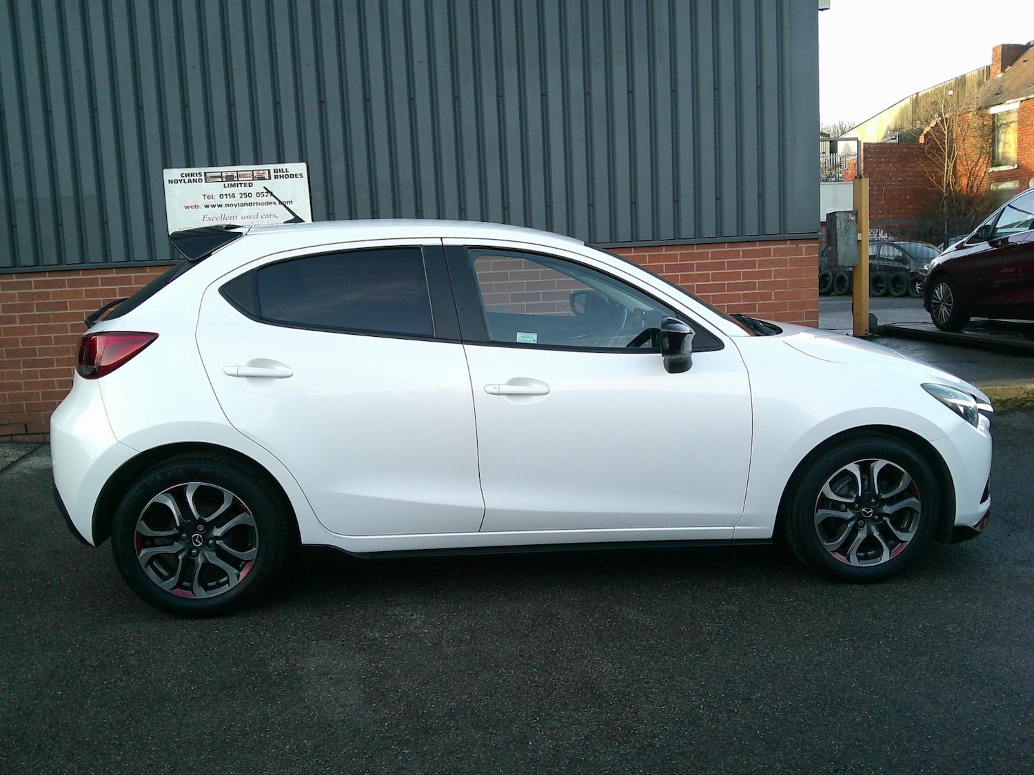 Used Mazda Mazda2 2016 for sale - 77213383: Photo 2