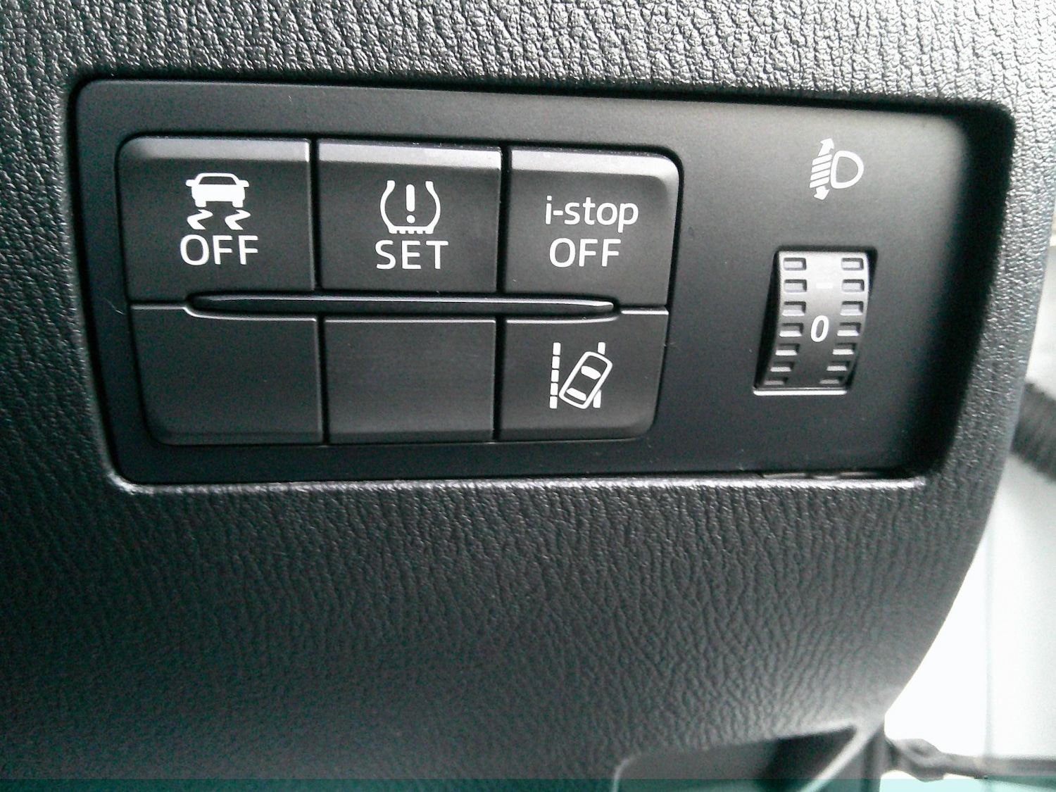 Used Mazda Mazda2 2016 for sale - 77213383: Photo 34