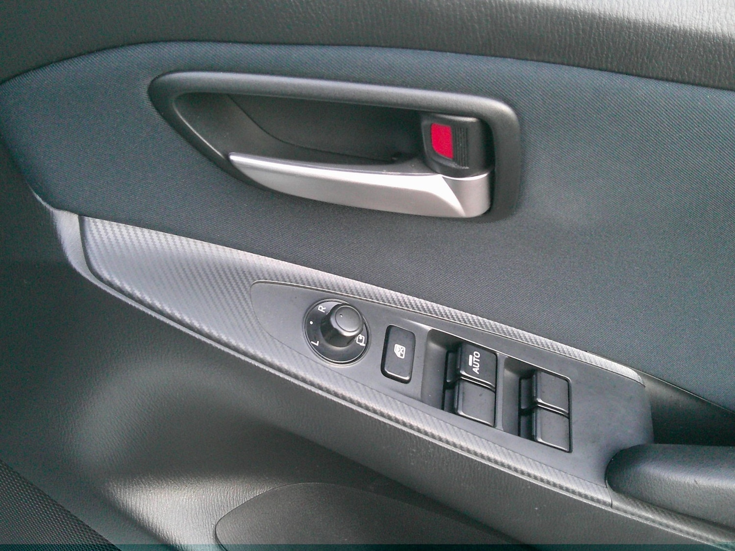 Used Mazda Mazda2 2016 for sale - 77213383: Photo 35