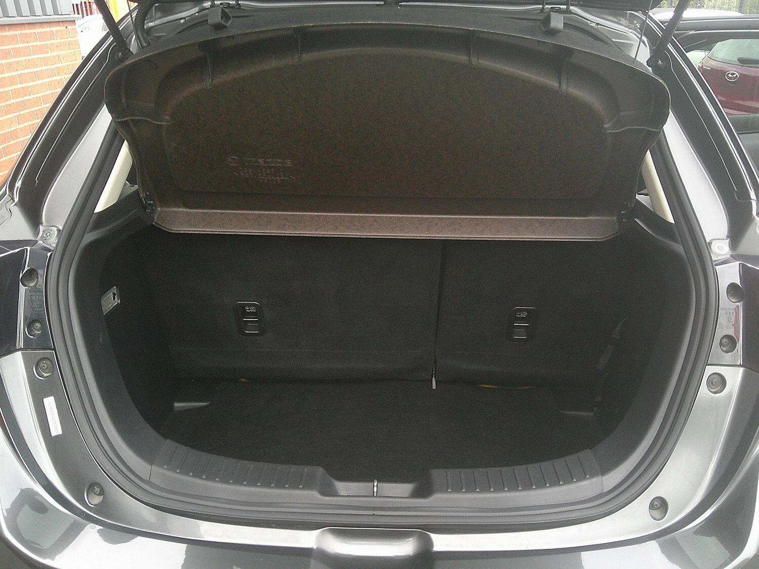Used Mazda Mazda2 2018 for sale - 76107293: Photo 21