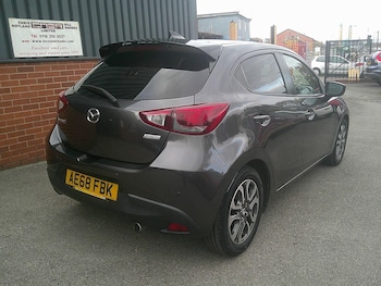 Used Mazda Mazda2 2018 for sale - 76107293: Photo 3