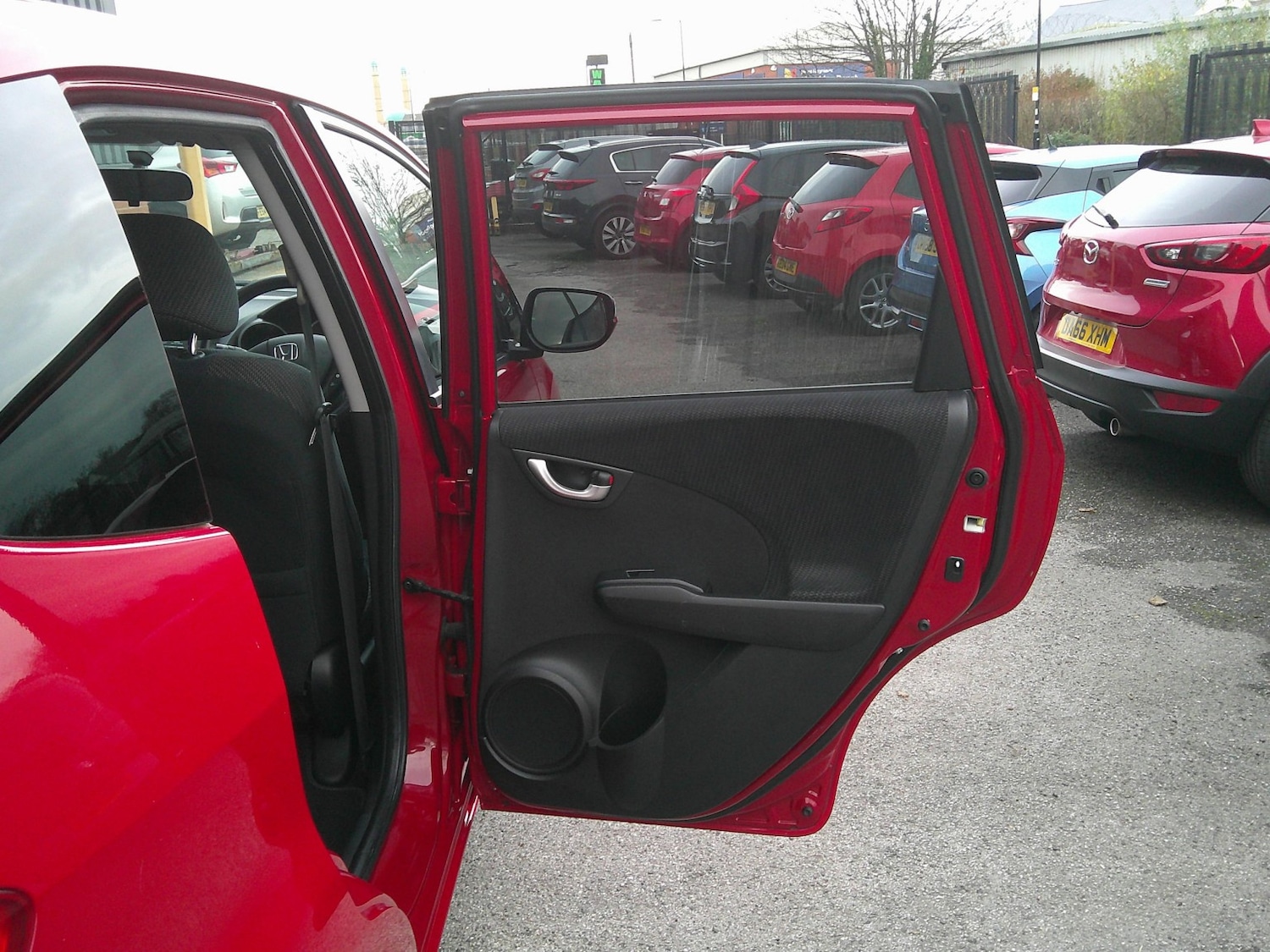 Used Honda Jazz 2014 for sale - 76656117: Photo 17