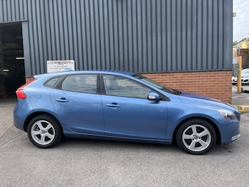 Used Volvo V40 2016 for sale - 78932257: Photo