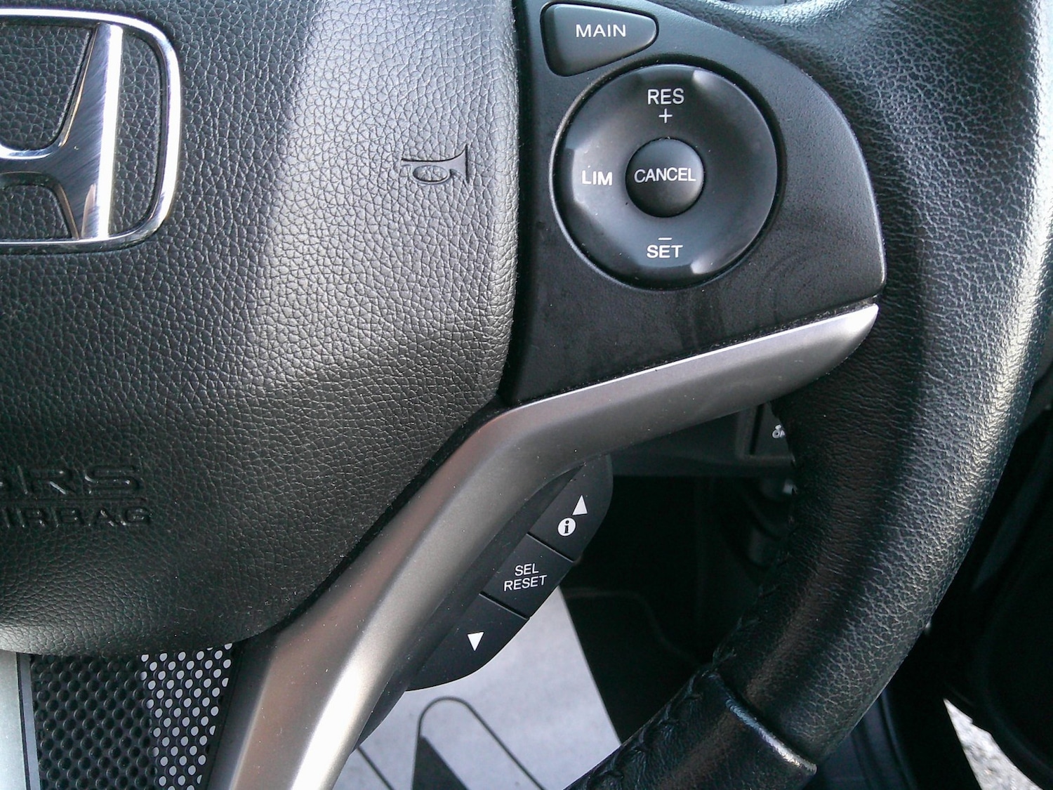 Used Honda Jazz 2017 for sale - 76547865: Photo 39