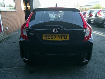 Used Honda Jazz 2017 for sale - 76547865: Photo