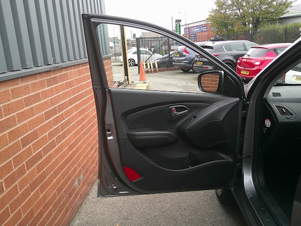 Used Hyundai Ix35 2013 for sale - 76107313: Photo 15