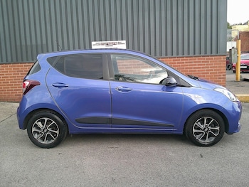Used Hyundai i10 2018 for sale - 76107223: Photo 2
