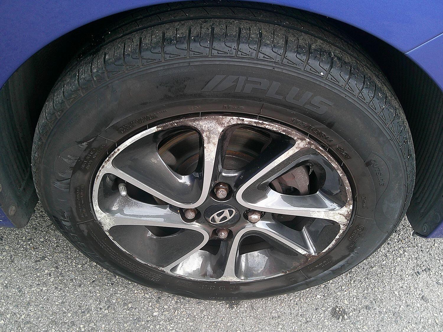 Used Hyundai i10 2018 for sale - 76107223: Photo 40