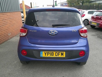 Used Hyundai i10 2018 for sale - 76107223: Photo 4