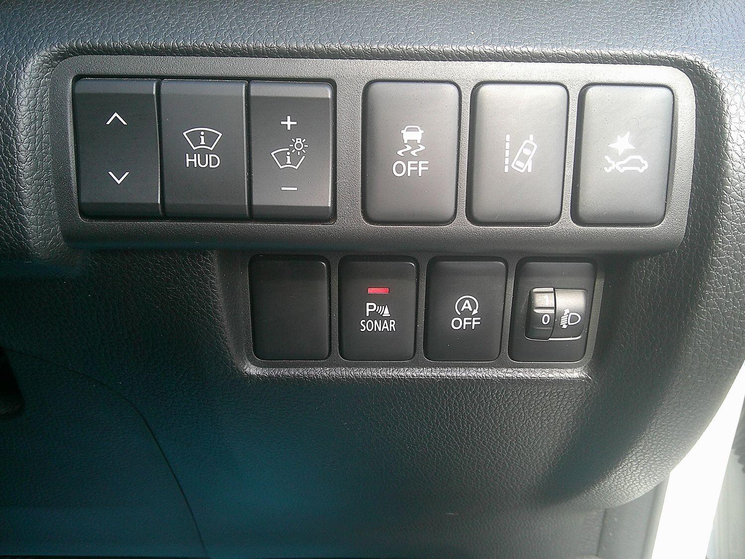 Used Mitsubishi Eclipse Cross 2018 for sale - 76107302: Photo 41