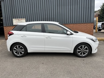 Used Hyundai i20 2016 for sale - 79360270: Photo