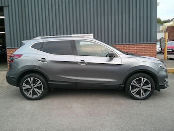 Used Nissan Qashqai 2017 for sale - 76107443: Photo
