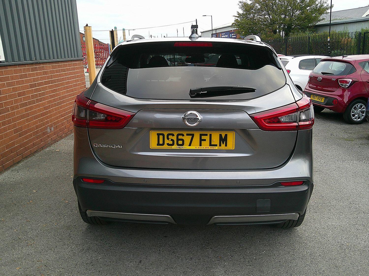 Used Nissan Qashqai 2017 for sale - 76107443: Photo 4