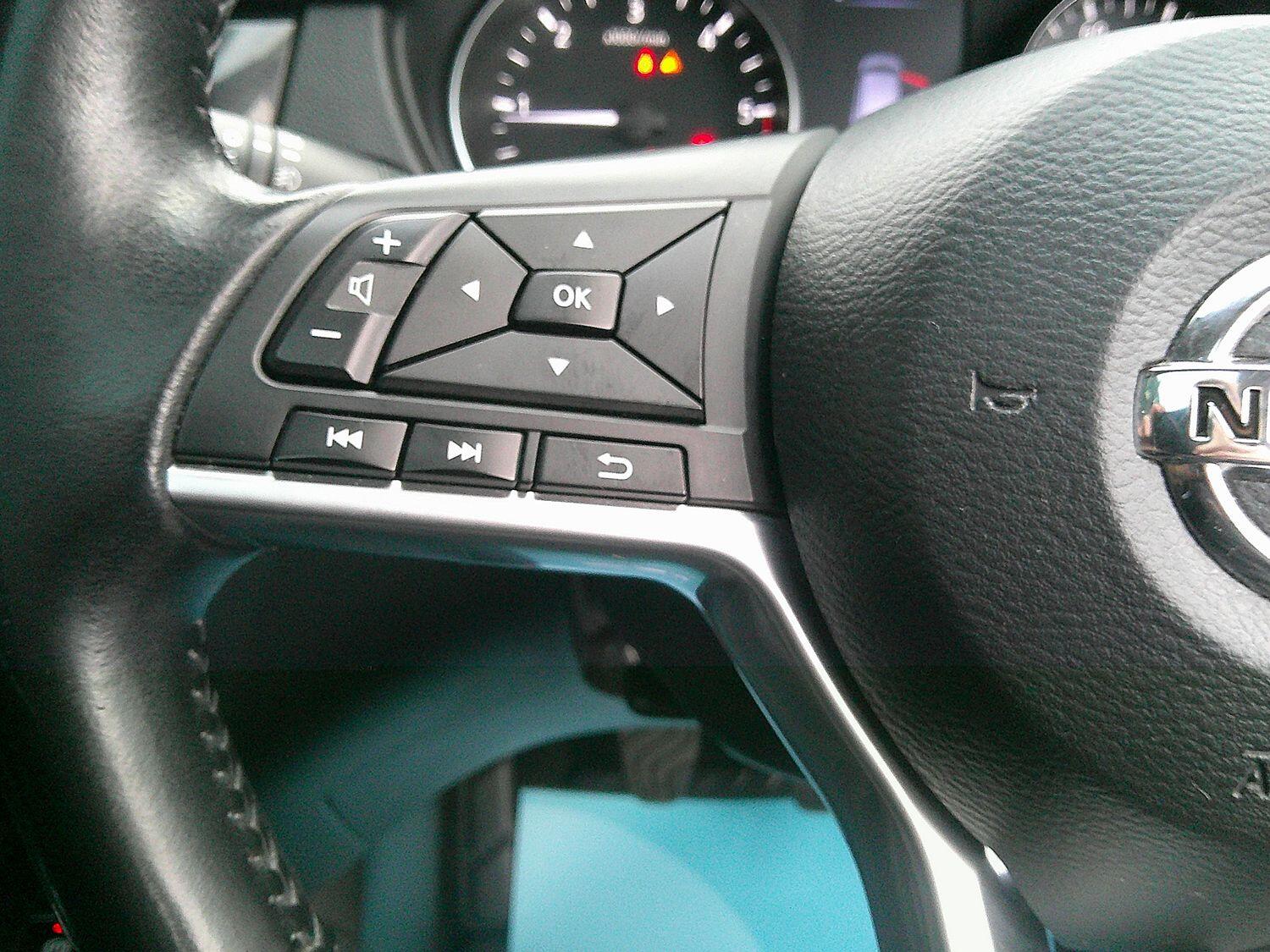 Used Nissan Qashqai 2017 for sale - 76107443: Photo 40