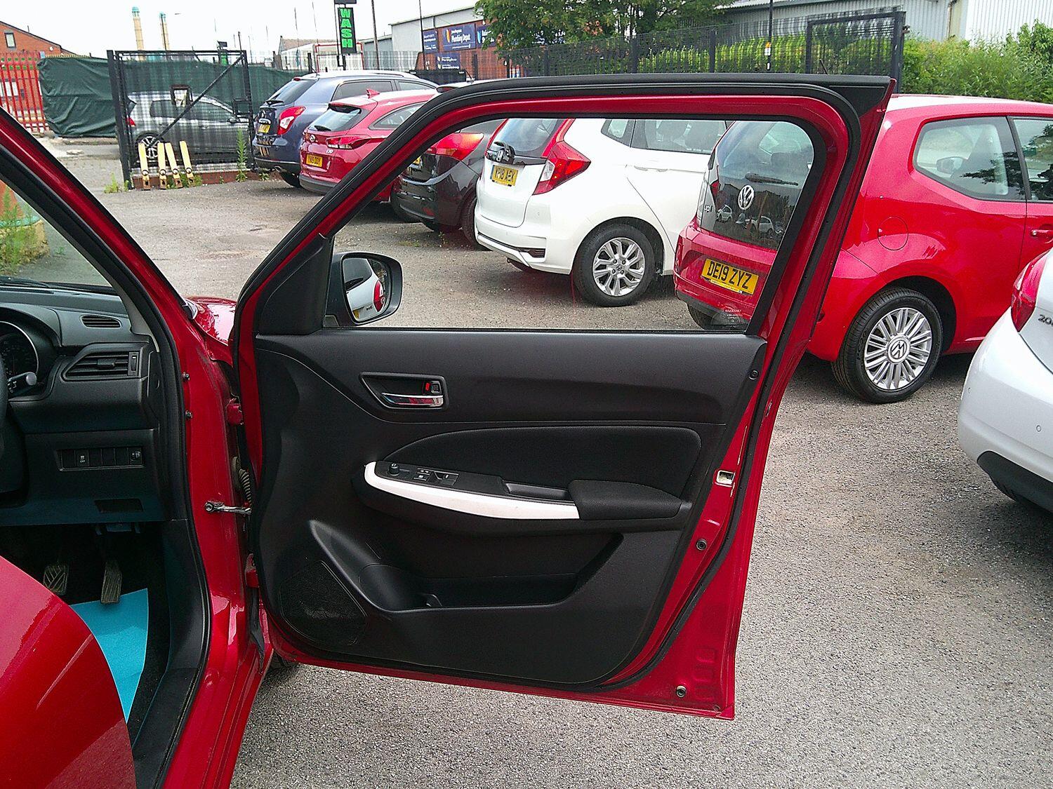 Used Suzuki Swift 2017 for sale - 76794201: Photo 17