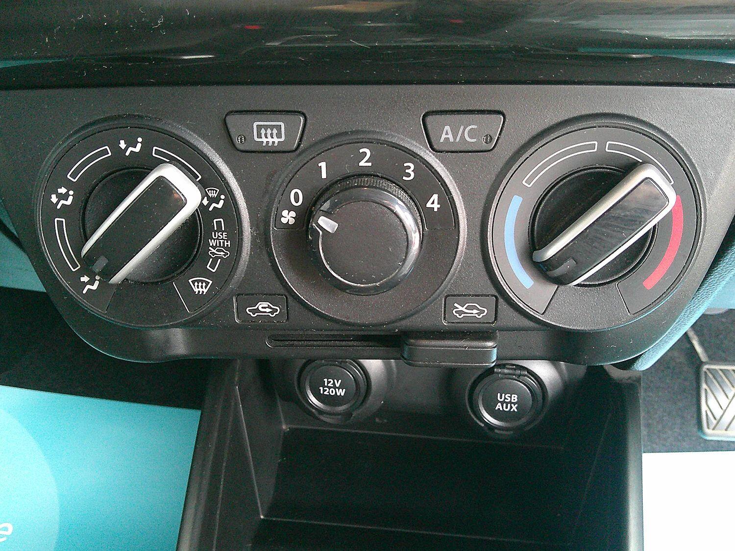 Used Suzuki Swift 2017 for sale - 76794201: Photo 34