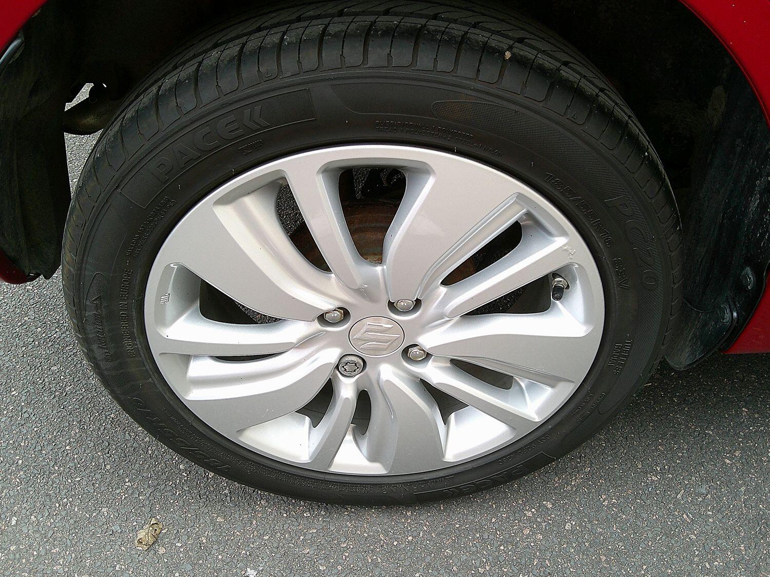 Used Suzuki Swift 2017 for sale - 76794201: Photo 40