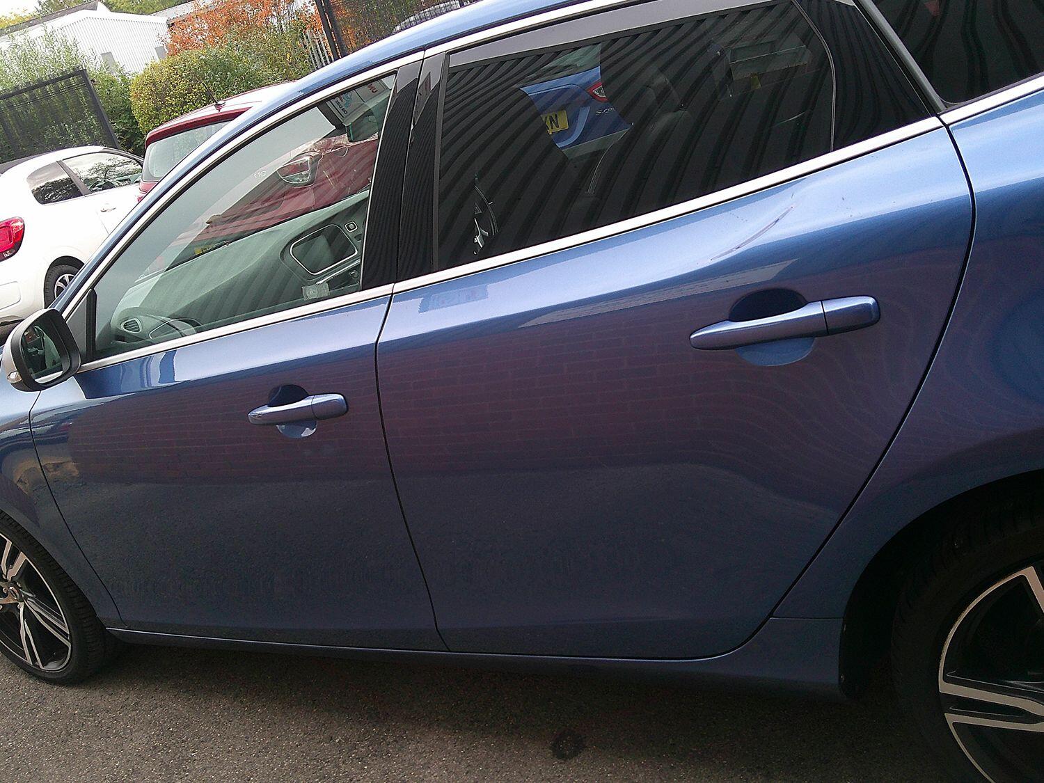 Used Volvo V40 2017 for sale - 76164626: Photo 13