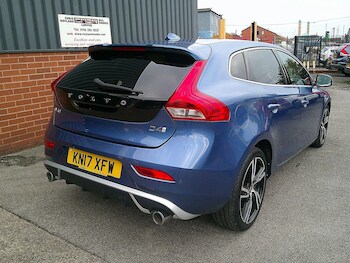 Used Volvo V40 2017 for sale - 76164626: Photo