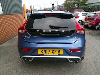 Used Volvo V40 2017 for sale - 76164626: Photo